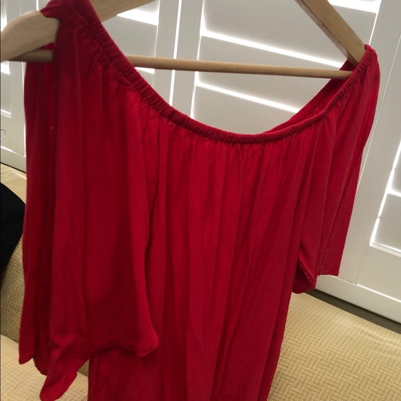 VENUS Off Shoulder Top with Slit Sleeves - Picture 3 of 4